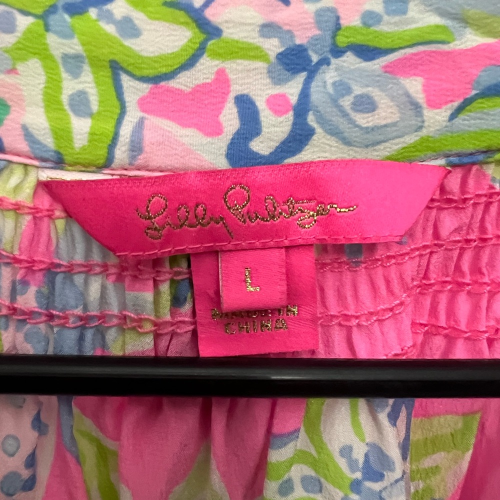 Lilly Pulitzer Elsa 100% Silk V-Neck Bracelet Sleeve Top Squeeze The Day sz L - Picture 4 of 7